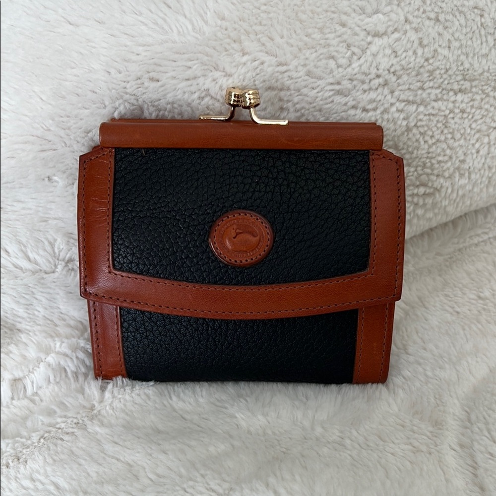Vintage Dooney & Bourke Wallet Blk & Brown